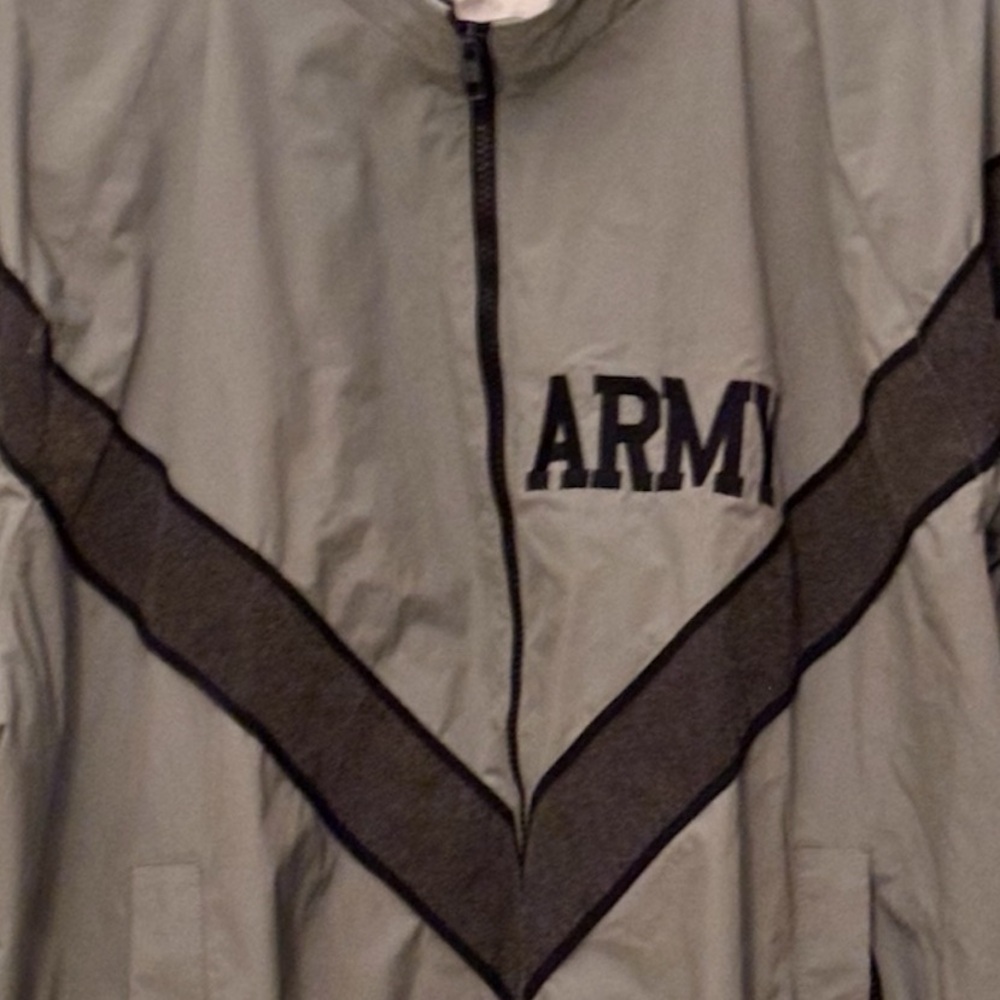 JWOD Skilcraft Men’s US Army Issue IPFU Military Warmup Jacket Windbreaker M S - Picture 2 of 8